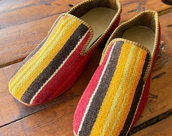 Handmade Kilim Loafers Men's Shoes, Vintage Leather Slip-Ons (US 8 / EU 41)