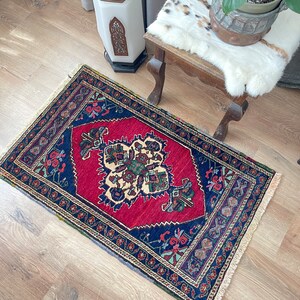 vintage mini rug, Anatolian rug, Home decor rug, vintage rug, door rug, Turkish rug, 91x 57