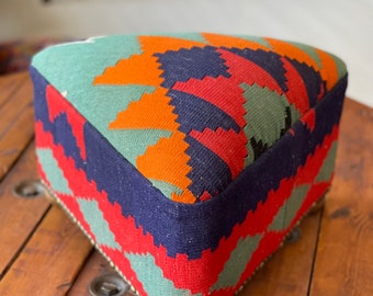 kilim Ottoman stool / Kilim foot rest / Beech wood stool /Vintage furniture / Ottoman chair /Kilim triangle stool/ kilim ottoman