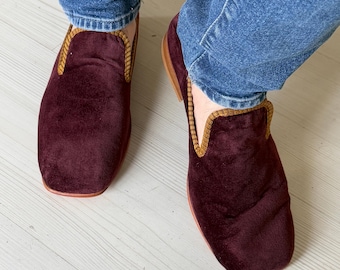 Mocasines de terciopelo hechos a mano, sin cordones y con suela de cuero, zapatos de hombre (US 8 / EU 41)