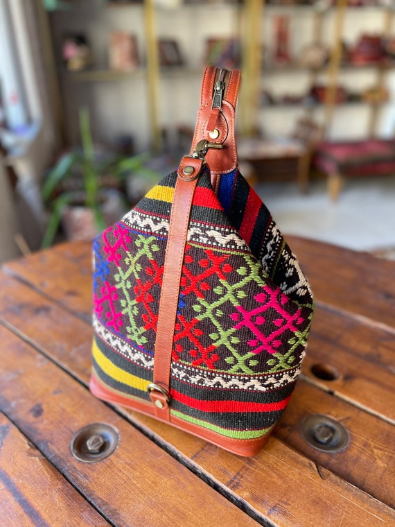 Turkish Kilim Handbag - NamegStore