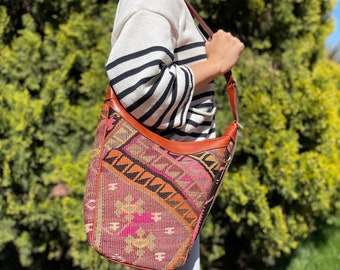 Kilim bag, Kilim Shoulder bag, Crossbody bag, Sling bag, Transforming bag, Vintage Kilim and Genuine Leather, Gift for Mother’s Day