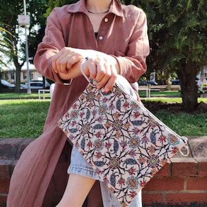 Gobelin Tapestry clutch bag with zippered, Gobelin clutch bag, Gobelin woven bag, Turkish traditional tiles Pattern, Gift for her
