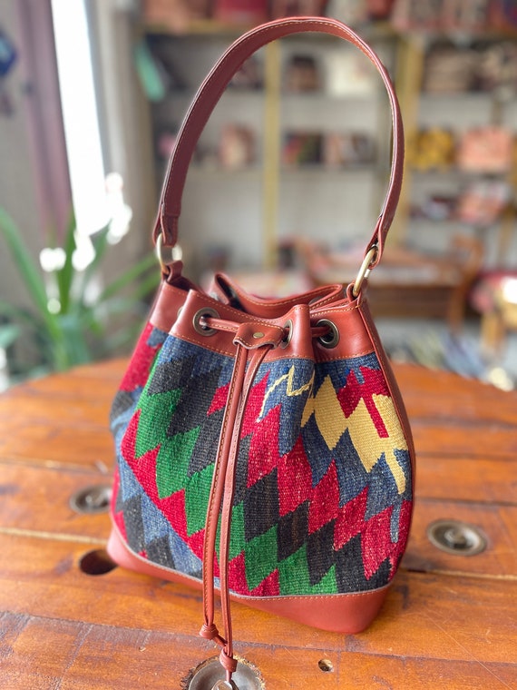 Vintage Kilim Bucket Bag, Genuine Leather Crossbody Bag - Etsy