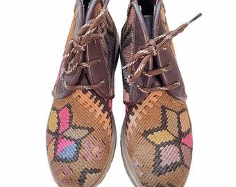 Vintage Kilim Lace Up Boots, Size 39, Leather Trim