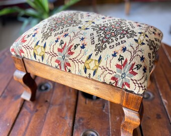Vintage rug Ottoman stool, vintage rug foot rest, Beech wood stool, Vintage furniture, vintage carpet pouf, ottoman stool,Home decor