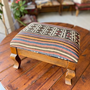 kilim Ottoman stool, Kilim foot rest, Beech wood stool, Vintage furniture, Kilim pouf, Kilim stool, kilim ottoman, Home decor