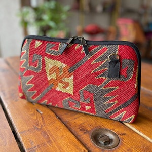 Kilim clutch bag, Kilim bag, Kilim crossbody bag, Kilim Leather bag, Boho bag, Gift for her, Handwoven bag, Ethnic bag, Christmas gift