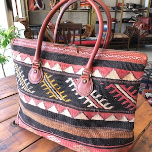 Vintage Kilim Duffle Bag, Echtleder Reisetasche