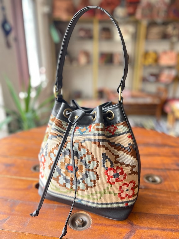 Vintage Kilim Bucket Bag, Genuine Leather Crossbody Bag - Etsy display picture 1