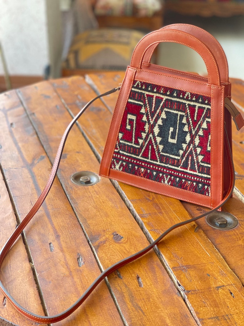 Vintage rug hand bag, Vintage rug and Genuine Leather, vintage rug bags, Vintage rug handbags, Leather bag, Boho bag, Cross body bag image 9