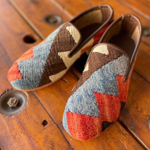 SIZE 40 /US 7,  All handmade  Kilim Shoes for men, Vintage Kilim shoes, Loafers Men shoes, Slip-on shoes men, Leather shoes men,
