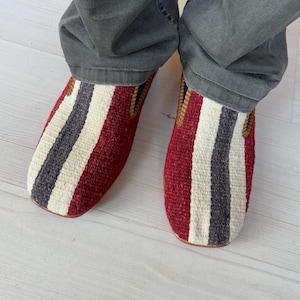 SIZE 42 /US 9, All handmade  Kilim Shoes for men, Vintage Kilim shoes, Loafers Men shoes, Slip-on shoes men, Leather shoes men,