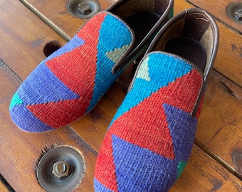 Mocassins Kilim feitos à mão, estilo vintage, em couro (tamanho 39 EU / 6 US)