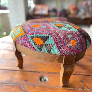 kilim Oval Ottoman stool, ottoman, Pouf, Kilim foot rest, Beech wood stool, Vintage furniture, , Kilim pouf