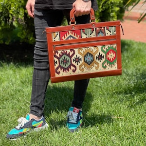 Kelim Aktentasche, Kelim Businesstasche, Kilim Tasche, Handtasche, Vintage Kilim und Echtleder