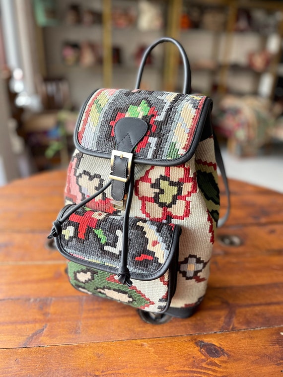 Vintage Kilim and Genuine Leather Backpack Bohemian Moroccan Unisex Handmade Handmade Moroccan Kilim Backpack, Boho Bag Made of Leather  main image 2