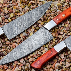 Damascus Steel Elegant Chef Knife