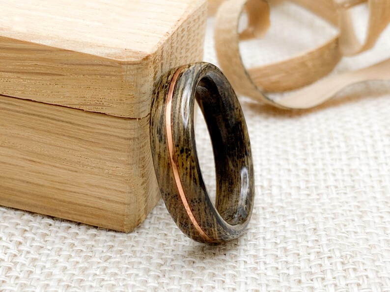Johnnie Walker Whisky Barrel Ring: Copper Inlay Wooden Wedding Band image 2