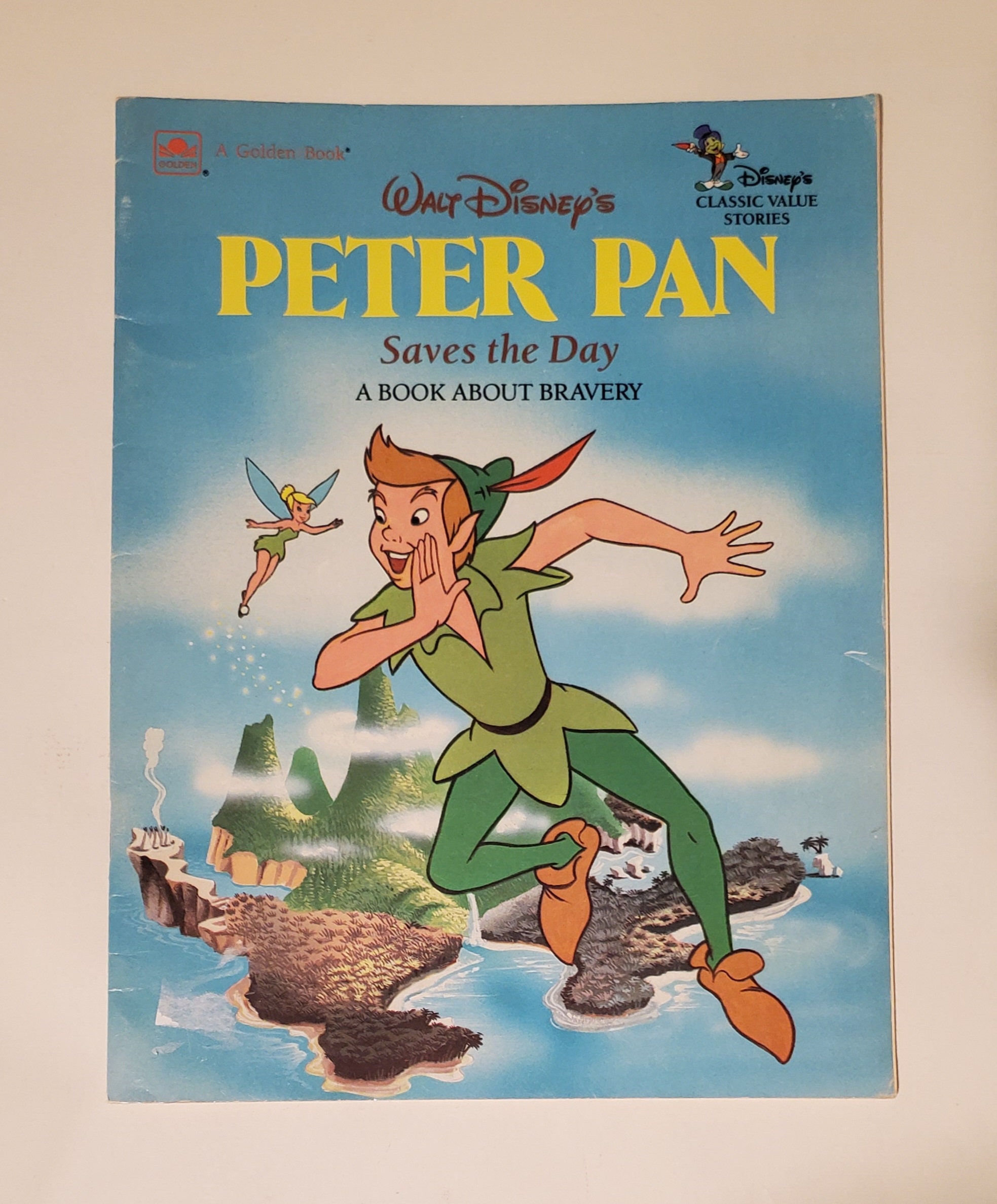 Vintage Disney Book Peter Pan salva la giornata: un libro sul coraggio -   Italia