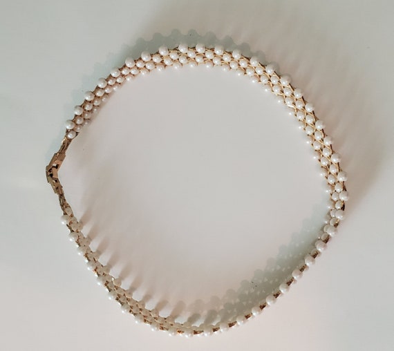 Vintage Faux Pearl & Gold Beaded Choker Necklace - image 3