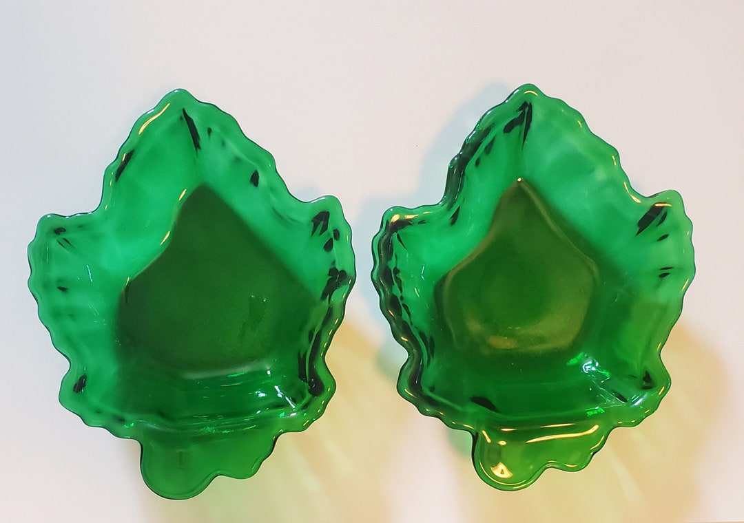 Vintage Green Glass Leaf Dishes, Set of 2 Etsy