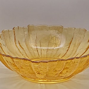Grand bol en verre jaune ambré vintage, forme de fleur