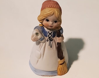 Vintage Ceramic Cinderella Bell, Figurine