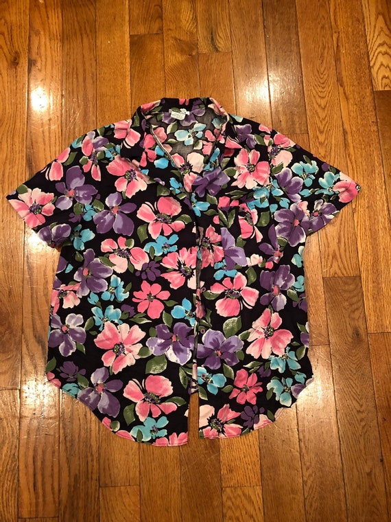 Vintage Floral Print Button Up