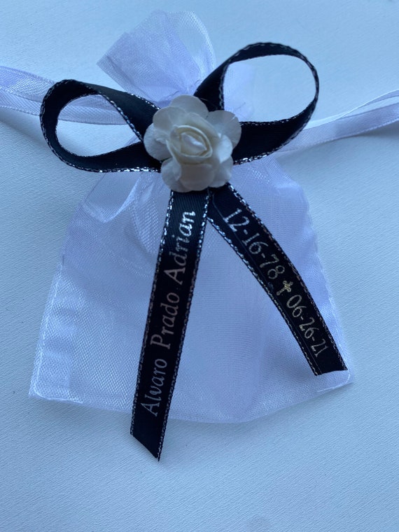Engraved ribbons favors outlet
