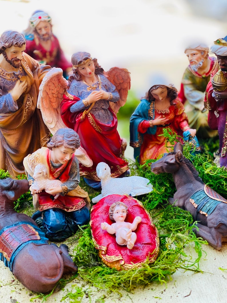 8christmas Nativity Scene Set Figures Polyresin Figurines Etsy