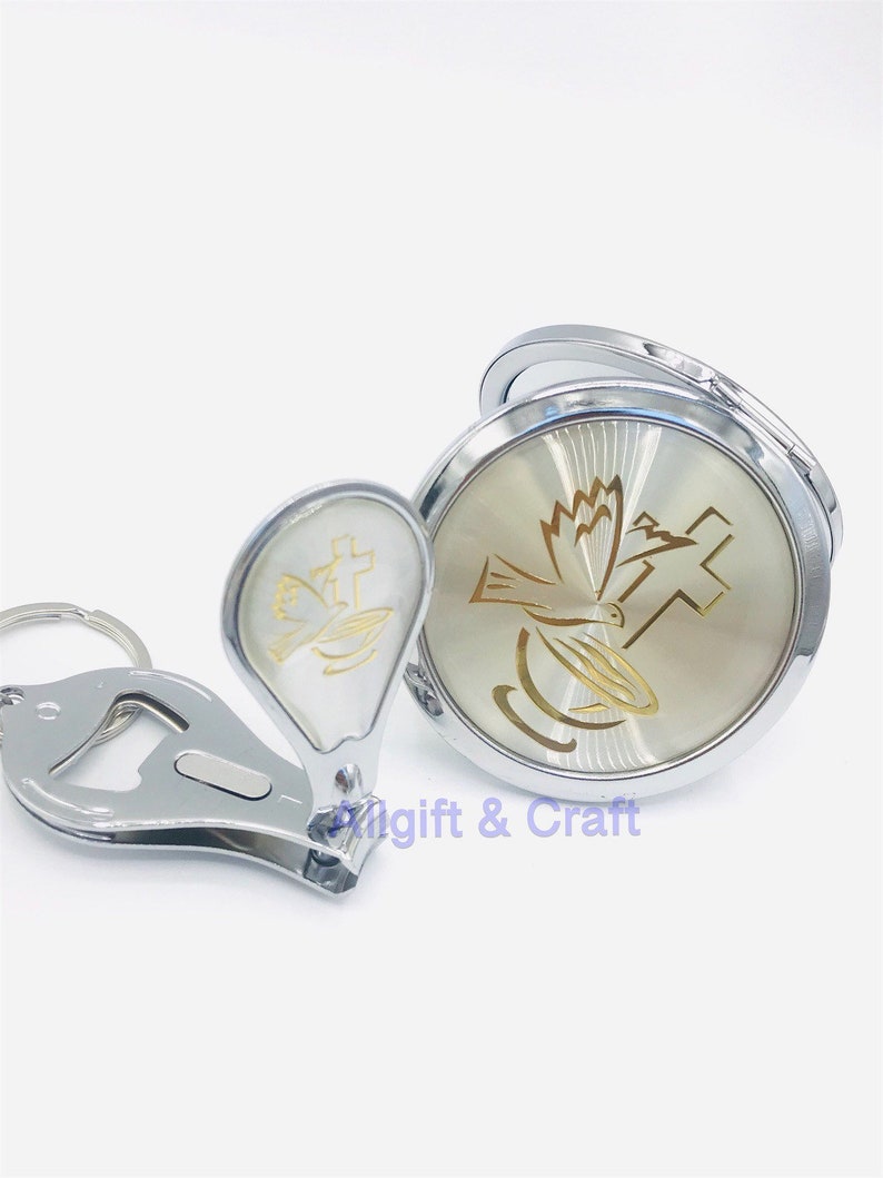 24pcs Baptism Party FavorsRecuerdos Para Bautizo 12 keychain 12 mirrors first communion boygirl holy dove baptism Favors first communion