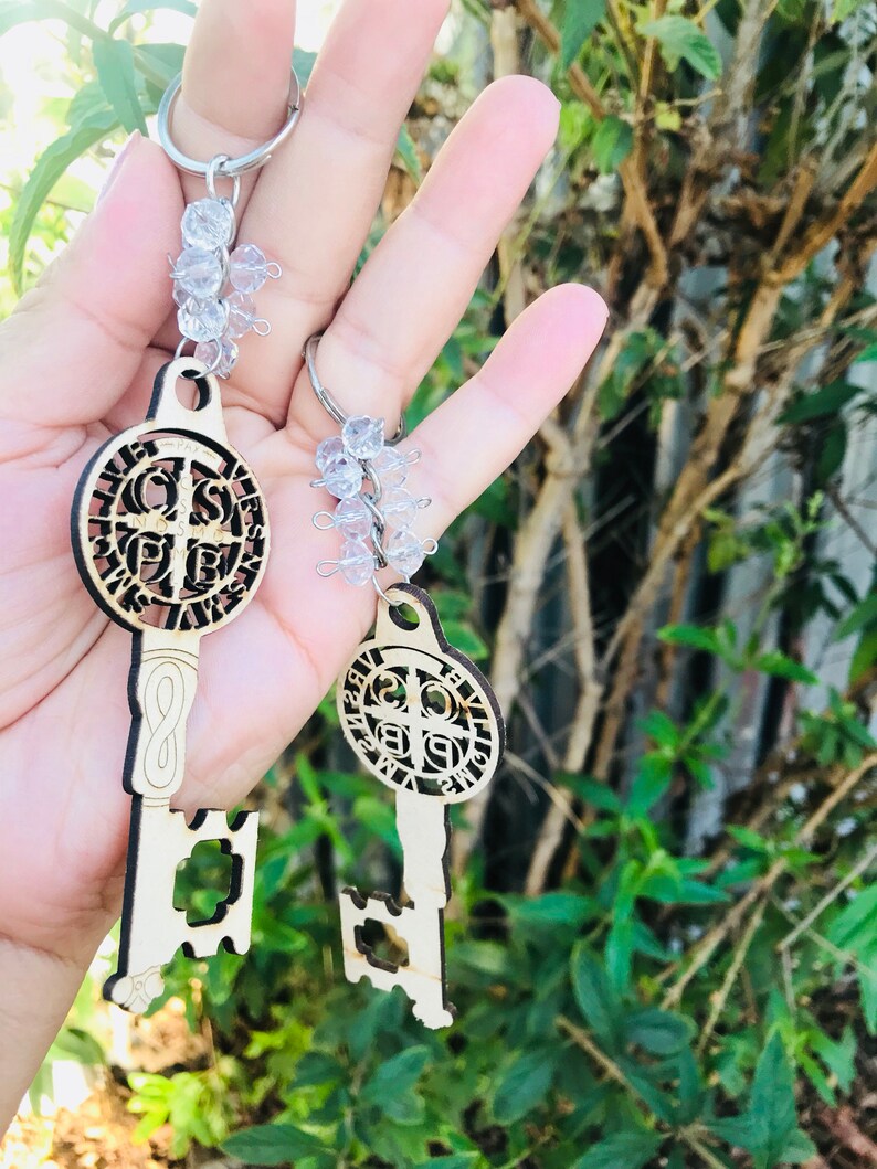 12pcs Recuerdos de boda Recuerdos para bautizoprimera comuni\u00f3n wood keychain ringbaptism favors 12pcs