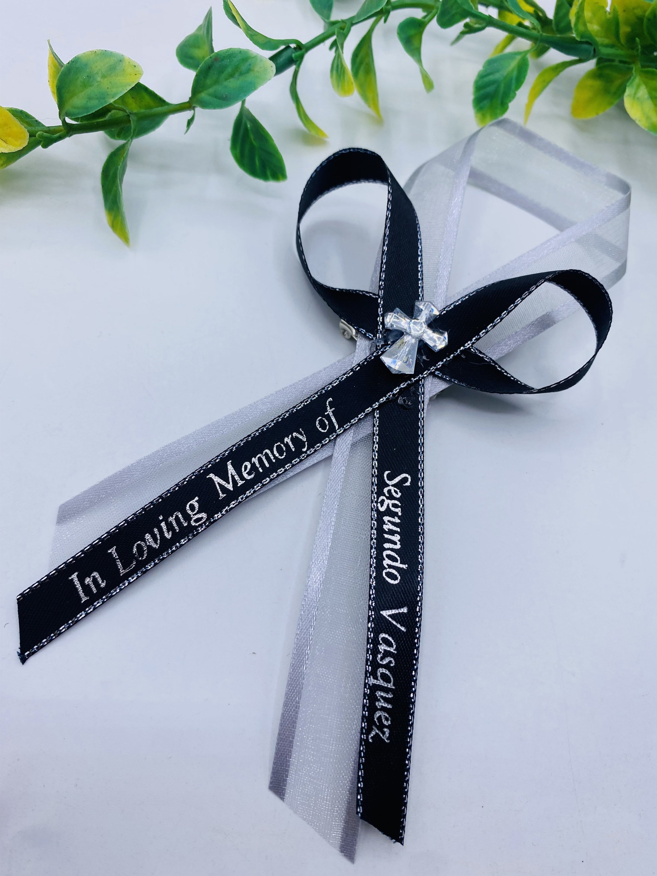 Personalized Funeral Ribbon Favors: in Loving Memory Ribbons With Pin ...