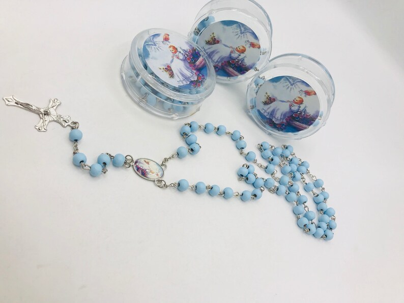 12 Baptism favorsRecuerdos para Bautiz\u00f3 de nino blue wood rosaries with box