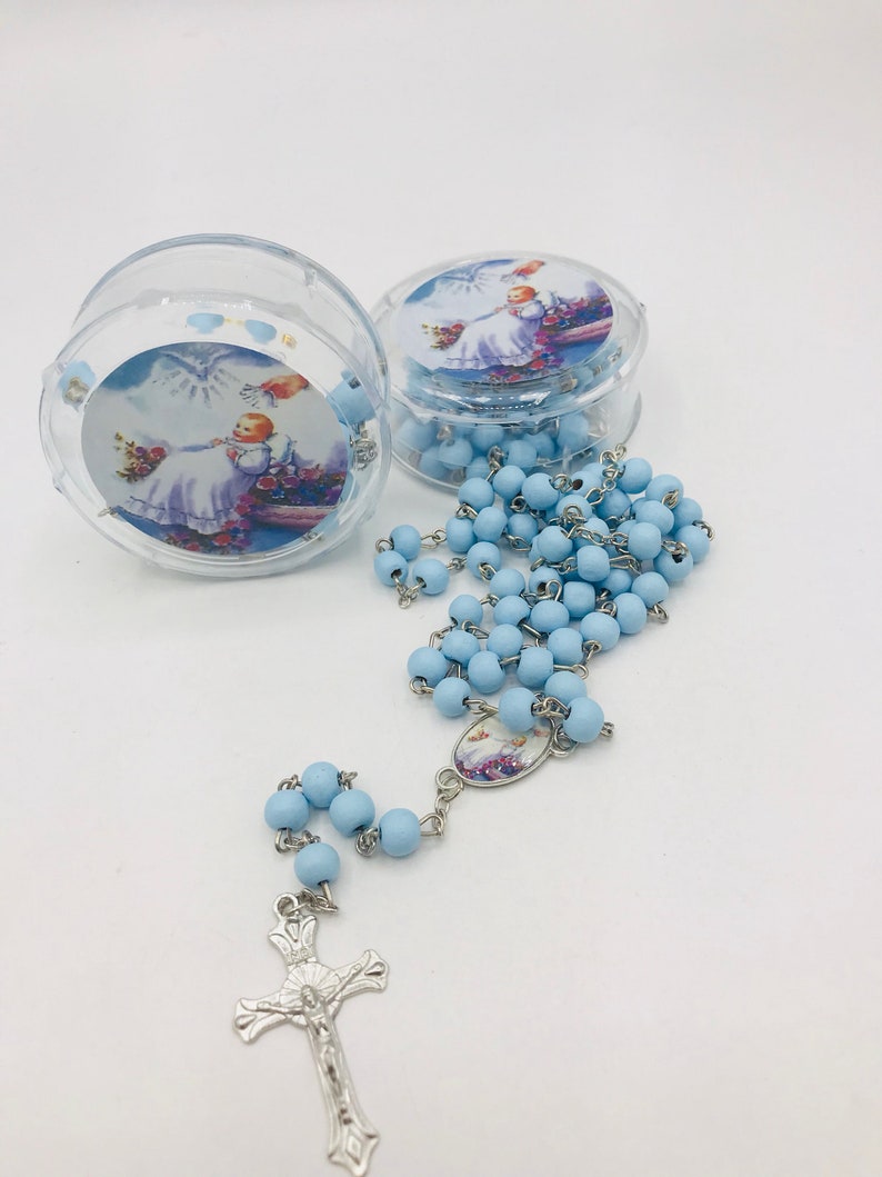 12 Baptism favorsRecuerdos para Bautiz\u00f3 de nino blue wood rosaries with box