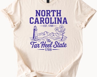 T-shirt met bloemenprint North Carolina Tar Heel State Lighthouse Mountains