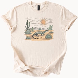 Desert Lizard Graphic Tee Southwestern Nature T Shirt Reptile Lover Gift