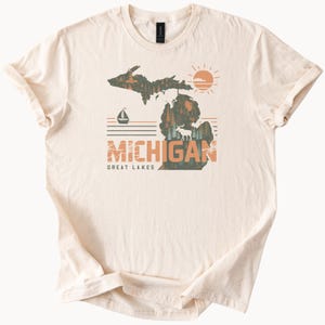Missouri Great Lakes Grafik-T-Shirt Natur-Waldbäume Elch-Segelboot-Sonnen-Karte Umriss weiches lässiges Outdoorsylieum-Michigan-Hemd