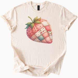 Strawberry Patchwork Quilt Graphic T Shirt Cute Cottagecore Fruit Aesthetic Soft Pastel Strawberry Tee Gift for Her Summer Shirt