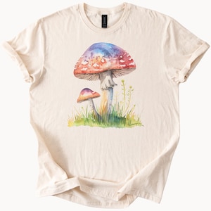 Maglietta con funghi colorati ad acquerello, maglietta con grafica a forma di fungo, maglietta con grafica Cottagecore Fungi Art, abbigliamento estetico Forestcore