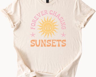 Forever Chasing Sunsets T Shirt Retro Sun Graphic Tee Summer Vacation Shirt Trendy Womens Top Gift For Her