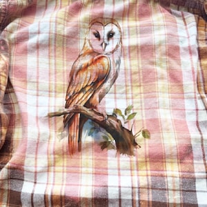 Gebleichtes Flanellhemd mit Eulengrafik, Herbstmode