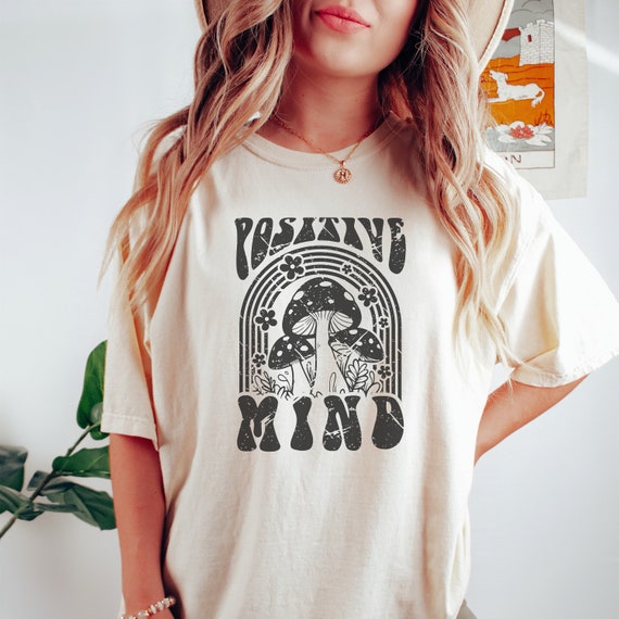 Vintage Portland Oregon T-Shirt Retro Rainbow Tee Vintage Portland Oregon T-Shirt Retro Rainbow Tee