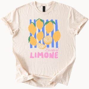 La Vita Al Limone Citron Grafisk T-shirt Söt Sommarfruktt-T-shirt Färgglad Italiensk Lemonad-T-shirt Citronskiva Konst Trendig Citron-T-shirt bild 1