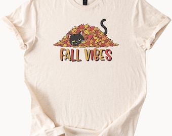 Herbst Katzen Shirt Niedliche schwarze Katze im Herbst Blätter Fall Vibes Grafik T-Shirt Gemütliches Herbst Shirt Herbst Themen Katzenliebhaber Geschenk Grafik TShirt