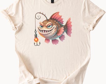 Anglerfisch Cartoon Grafik T-Shirt Tiefseefisch Shirt Lustige Ozean Kreatur TShirt Einzigartiges niedliches Seeungeheuer Kunst Geschenk für Fischer