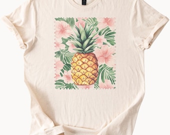 Pineapple Graphic T Shirt with Tropical Hibiscus Flowers and Green Leaves Summer Beach Aesthetic Unisex Soft Cotton Tee Shirt