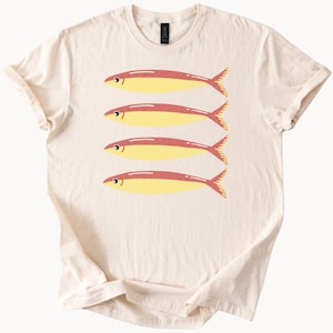 Colorful Four Fish Graphic Shirt Ocean Animal Art Tee Unique Sea Life T Shirt Cute Minimalist Fish Design Aquatic Nature Gift for Fisherman