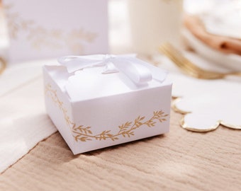 10 cajas para dulces con borde festoneado y estampado de hojas blancas y doradas, cajas de agradecimiento, cajas blancas para recuerdos de boda, cajas blancas y doradas para recuerdos, cajas blancas